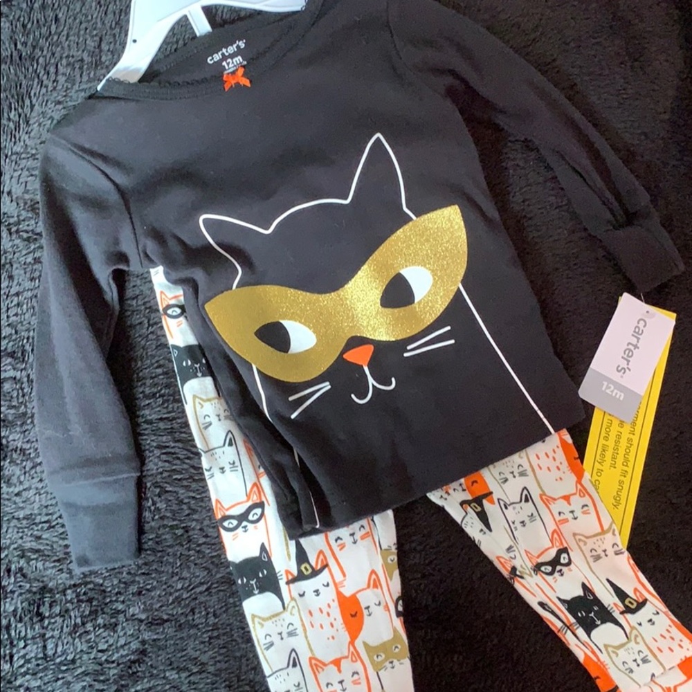 Halloween Pajamas 12M 🧡🖤🎃👻
